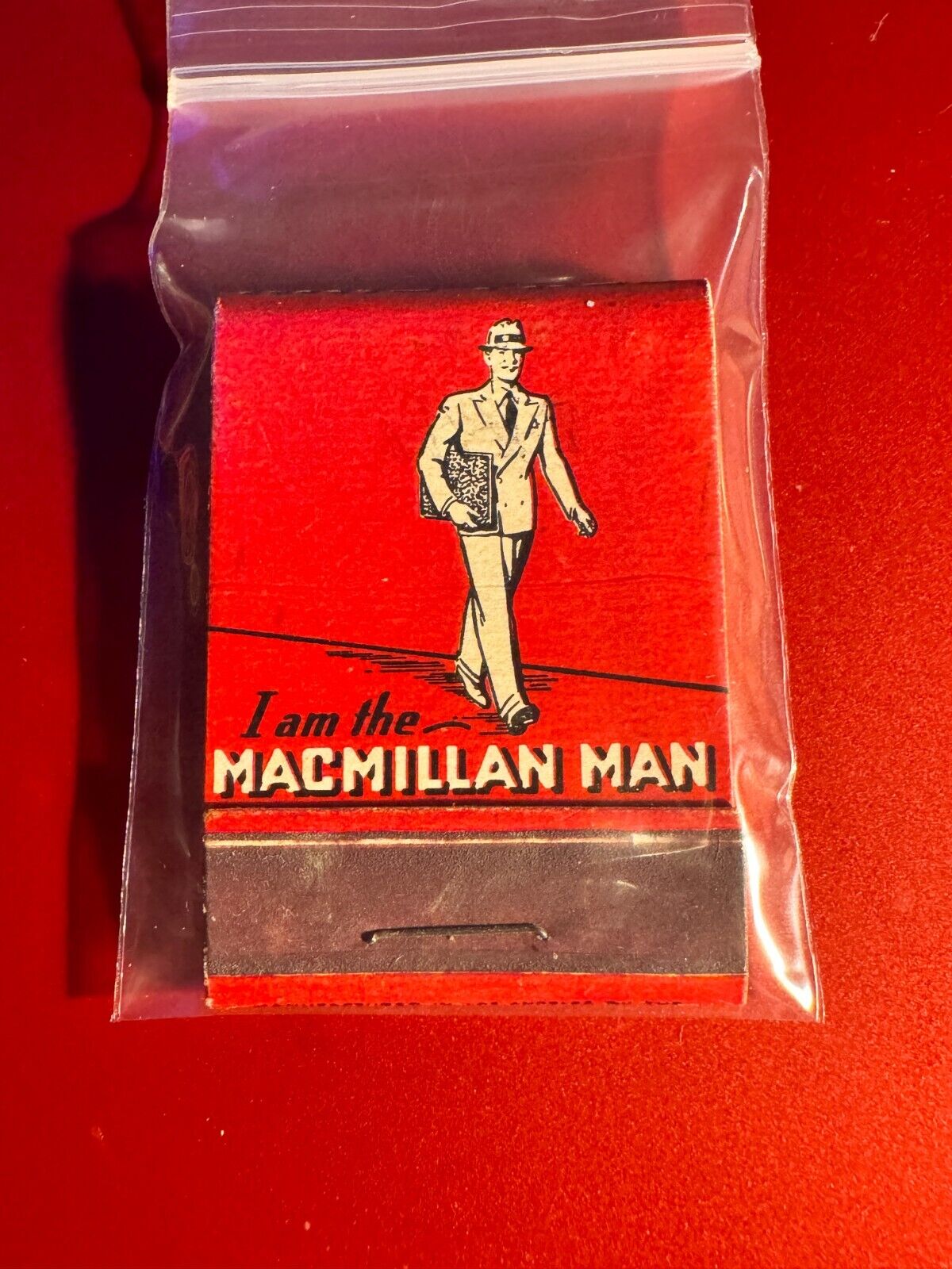 MATCHBOOK - MACMILLAN RING FREE MOTOR OIL - I AM THE MACMILLAN MAN - UNSTRUCK