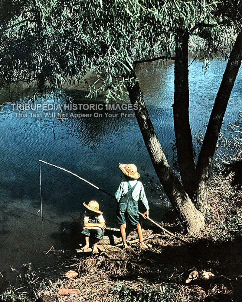 Vintage 1940 Marion Post Wolcott Photo Young Boys Fishing - Kodachrome Color 