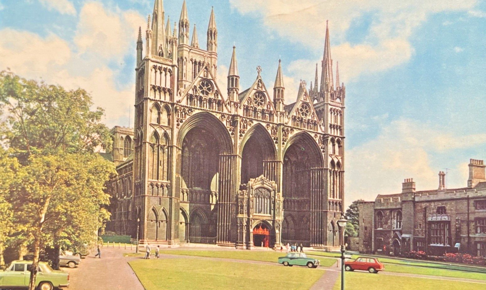 Postcard - West Front, Peterborough Cathedral unposted Saint Peter's Cathedral