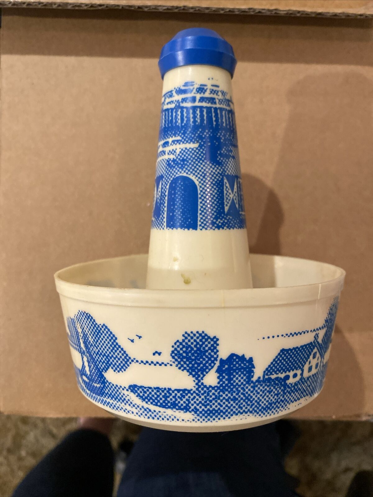 VINTAGE KITCHEN MADE IN HOLLAND WINDMILL BOAT SHIP PLASTIC ??