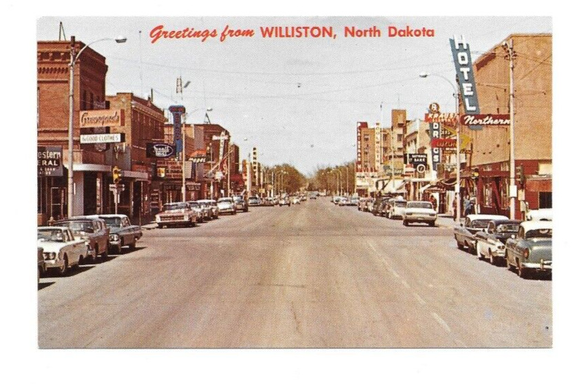 Postcard Greetings From Williston North Dakota Main St Northern Hotel 1960s
