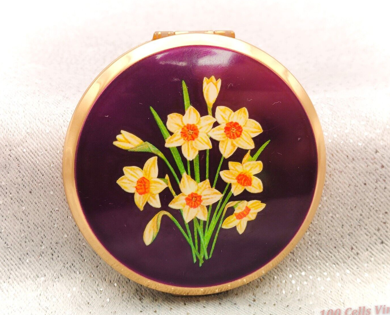 Stratton Stunning Purple with Daffodils/Floral-Vintage Ladies Powder Compact-8cm