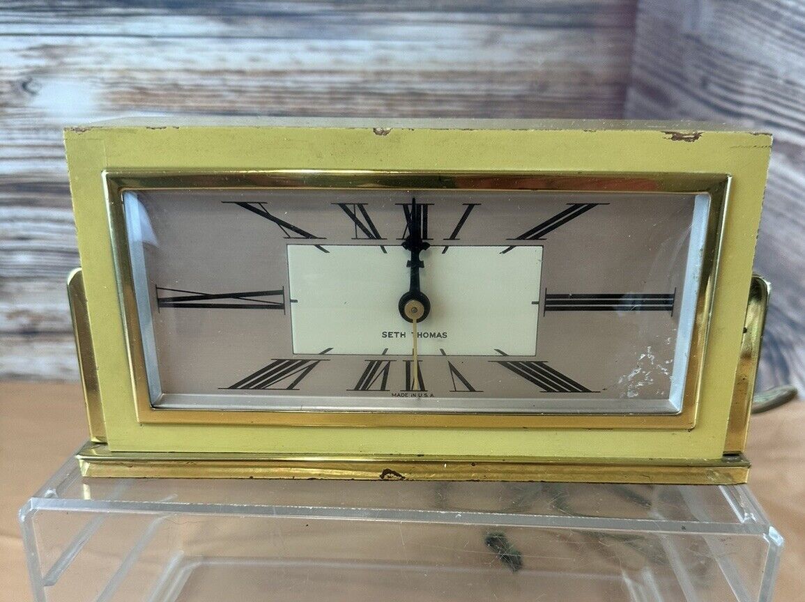 Vintage Seth Thomas Yellow Clock Baxter-E Model #E029-000 Works Electric