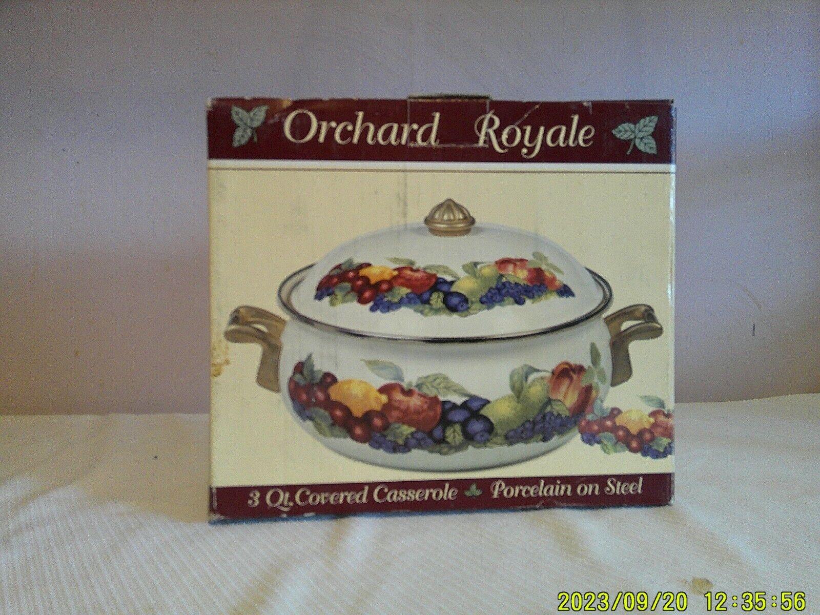 Orchard Royale Casserole Dish with Cover