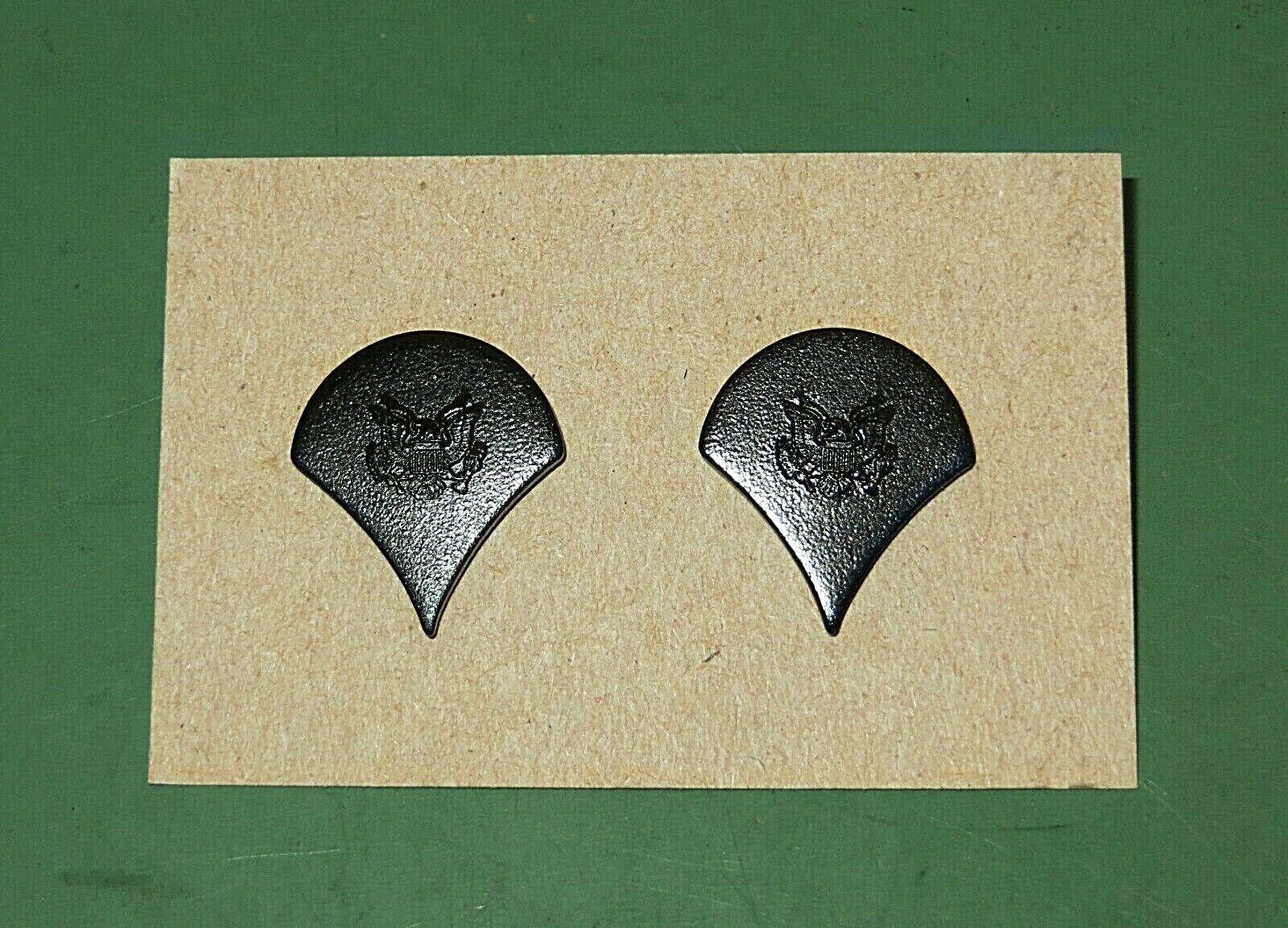 Pair Set of US Army Specialist E4 Black Subdued Metal Rank Insignia Chevron Pins