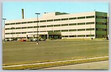 Marshfield Wisconsin~Marshfield Clinic~Vintage Postcard picture