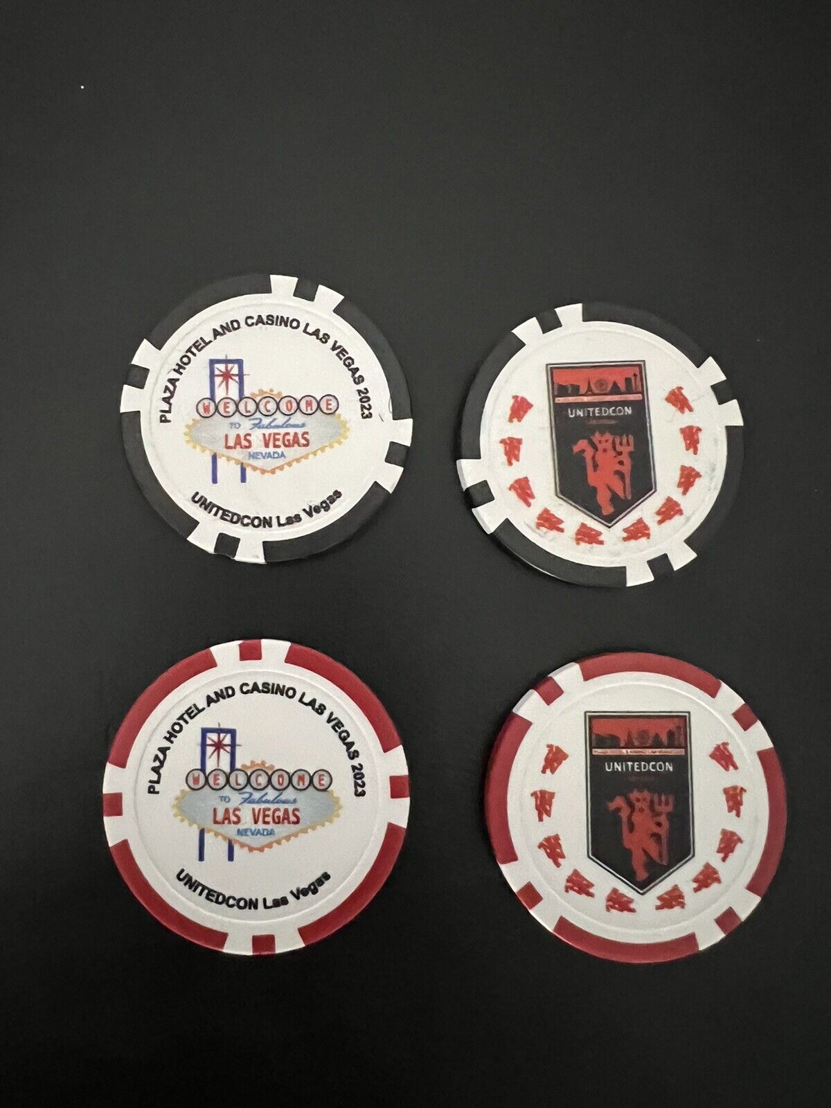 Manchester United Official Las Vegas CON 2023 8 Stripe Poker Chips Set OF 4