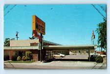 Bakersfield California Oak Inn Motel Off Golden State Freeway Pool Postcard C3 picture