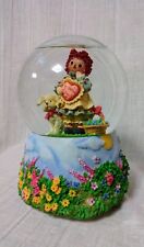 Raggedy Ann Heart Musical Water Globe With Glitter San Francisco Music Box Co picture