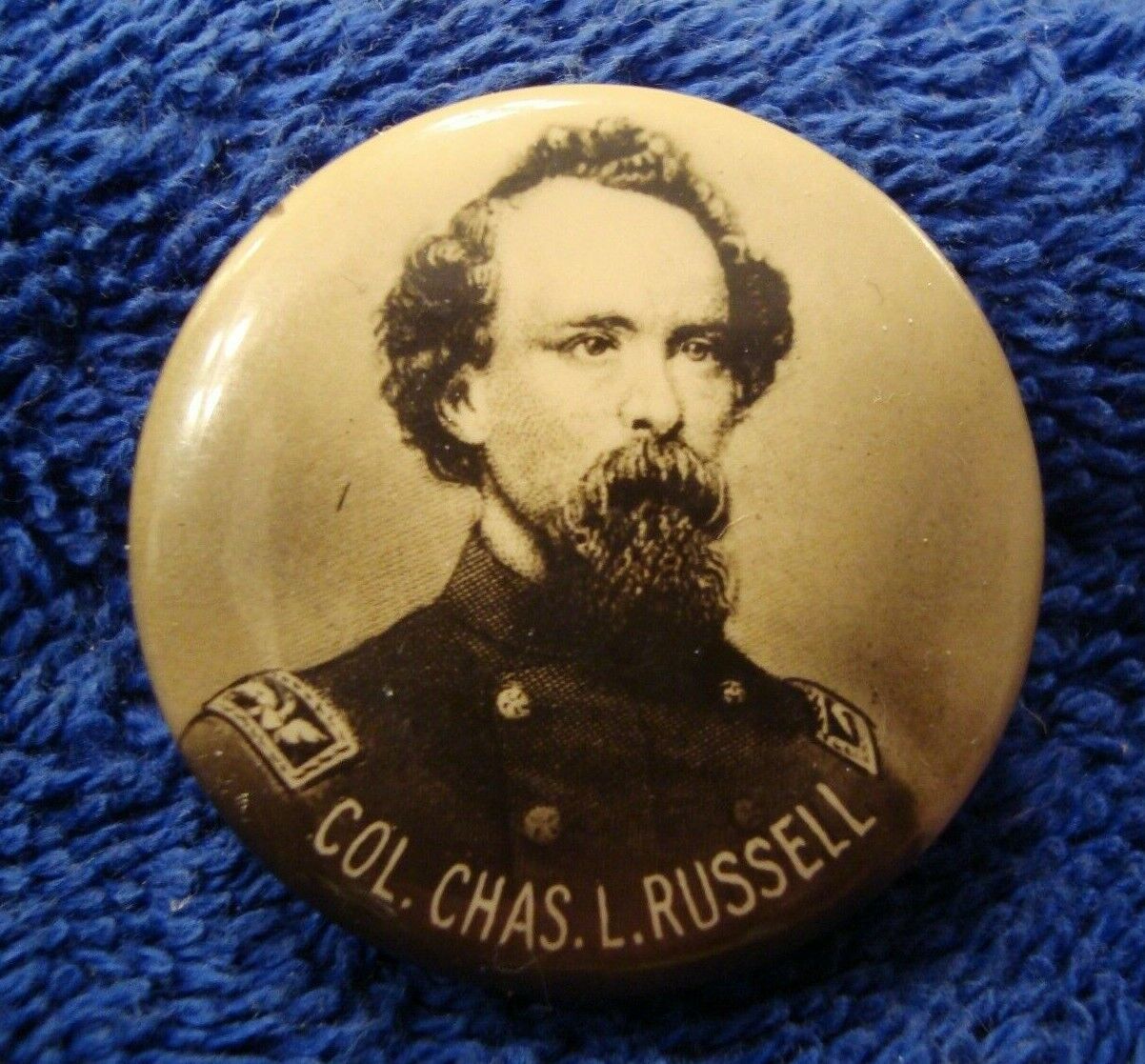 COL. CHAS. L. RUSSELL, 10th CONNECTICUT INF. KILLED IN ACTION 1862 PHOTO BUTTON