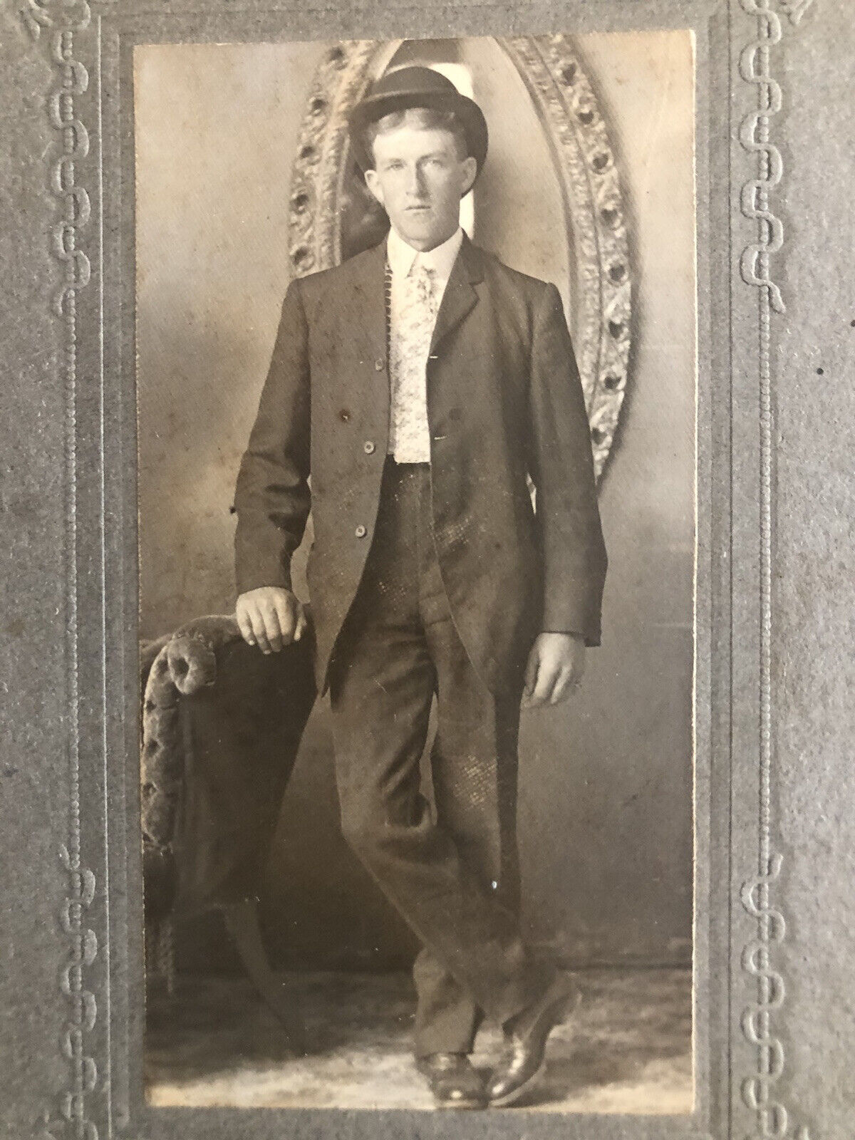 Very striking handsome young man cabinet photo - full length portrait - Gatsby