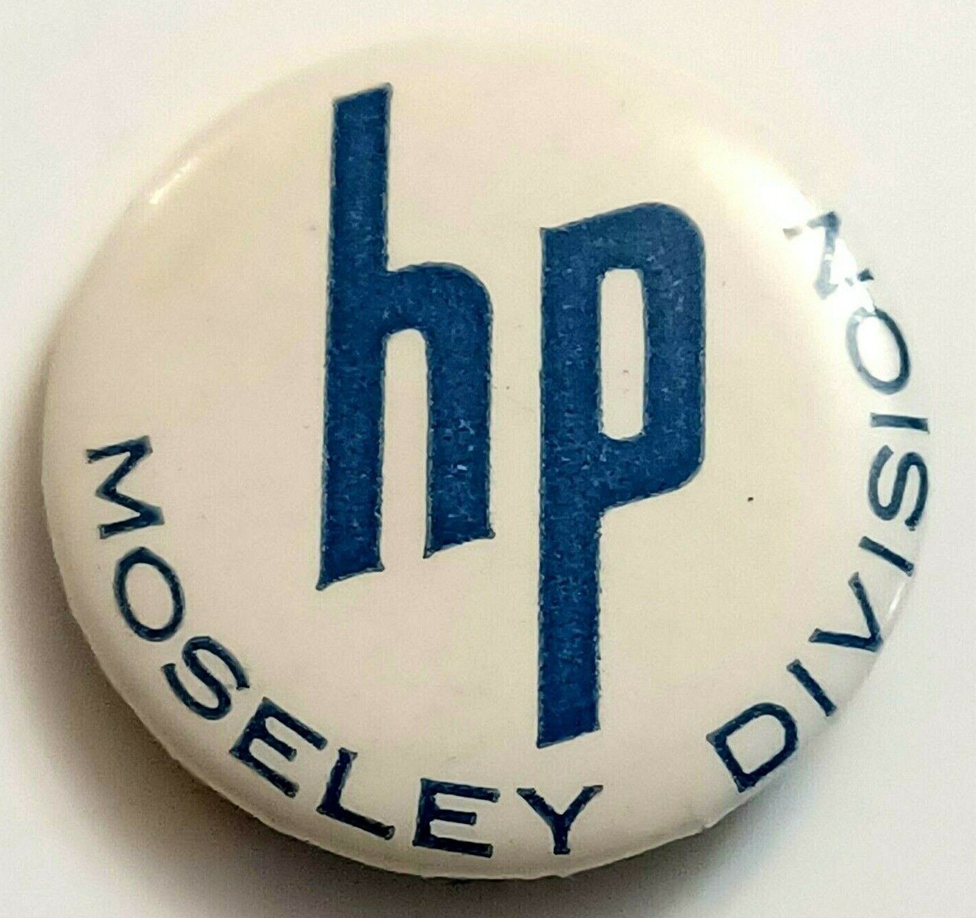 Vtg Pinback Button Hewlett-Packard Moseley Division 1 1/4 Bag 2