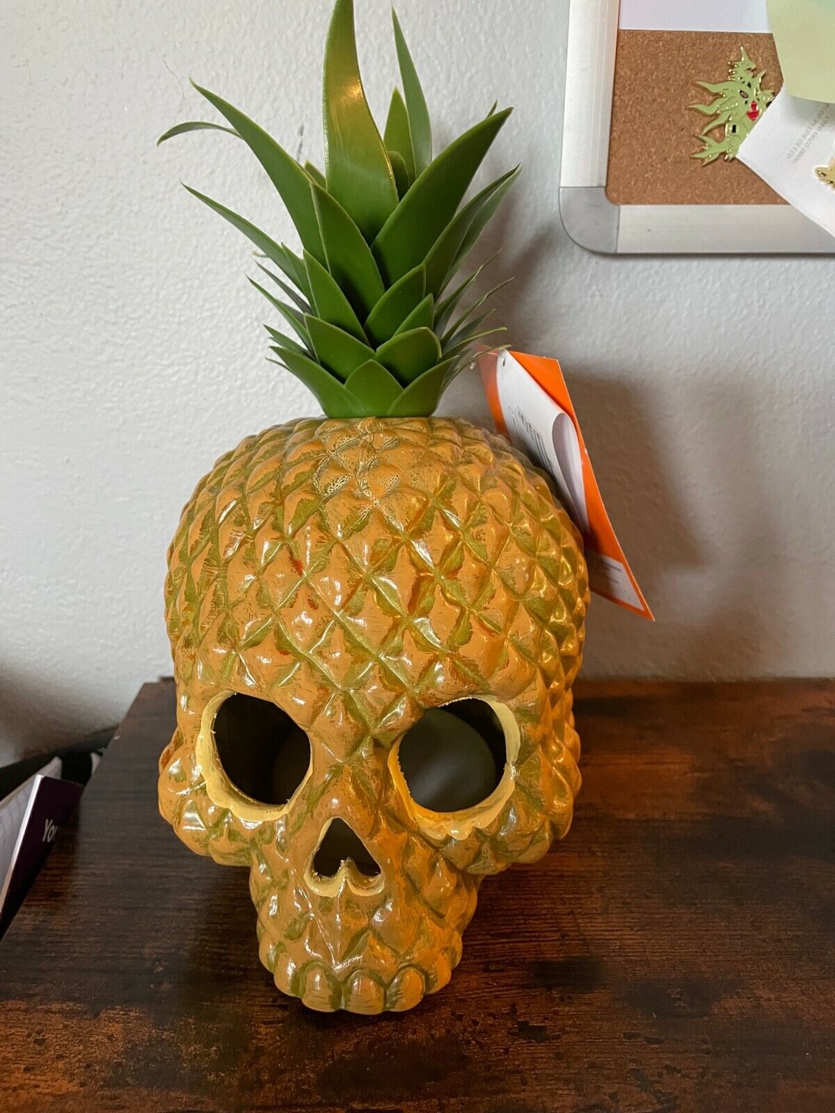 NEW WITH TAGS Hyde & Eek Lit Pineapple Skull Light Up LED Halloween Decor Target