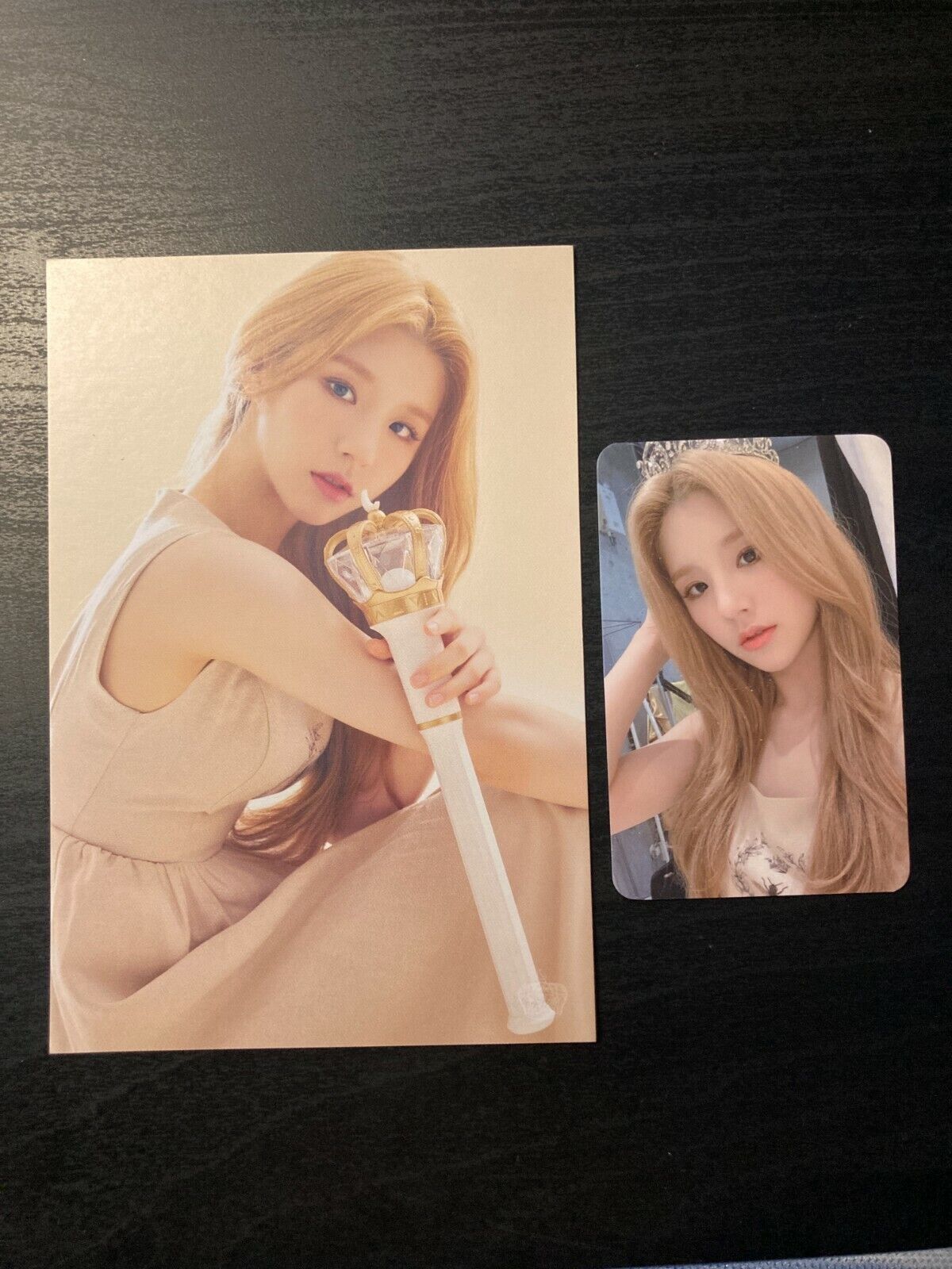 LOONA 1st Anniversary Limited Edition Photocard and Postcard Member Set