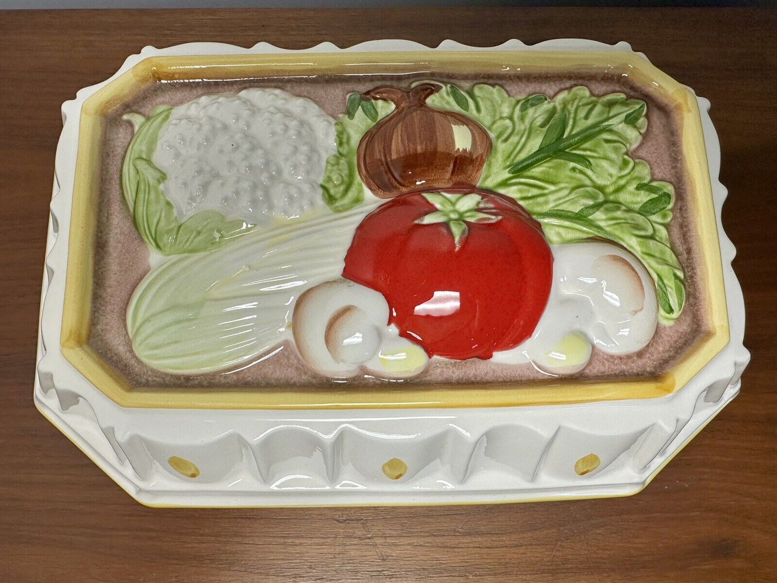 Vintage Towle Japan / Gailstyn-Sutton 3D Ceramic Wall Hanging Vegetable Dish