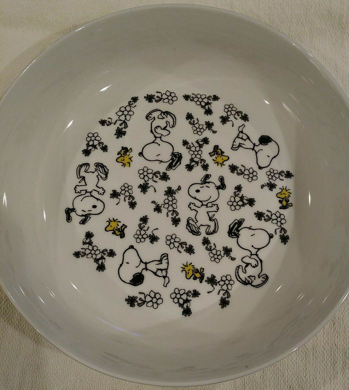 PEANUTS SNOOPY WOODSTOCK SERVING DINNER BOWL Collectible 8.5\