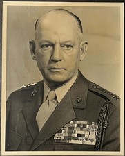Gen Lemuel C Shepherd Jr Vintage 1952 USMC Photo Signed Portrait Autograph picture