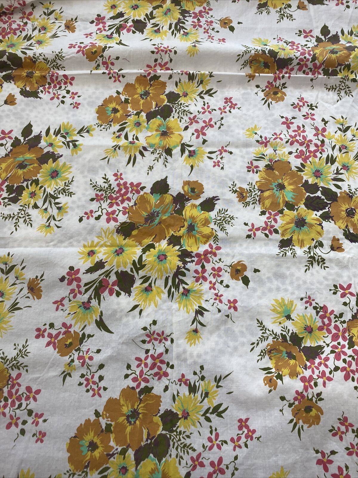 Vintage Floral Print Cotton Fabric 1 Yard