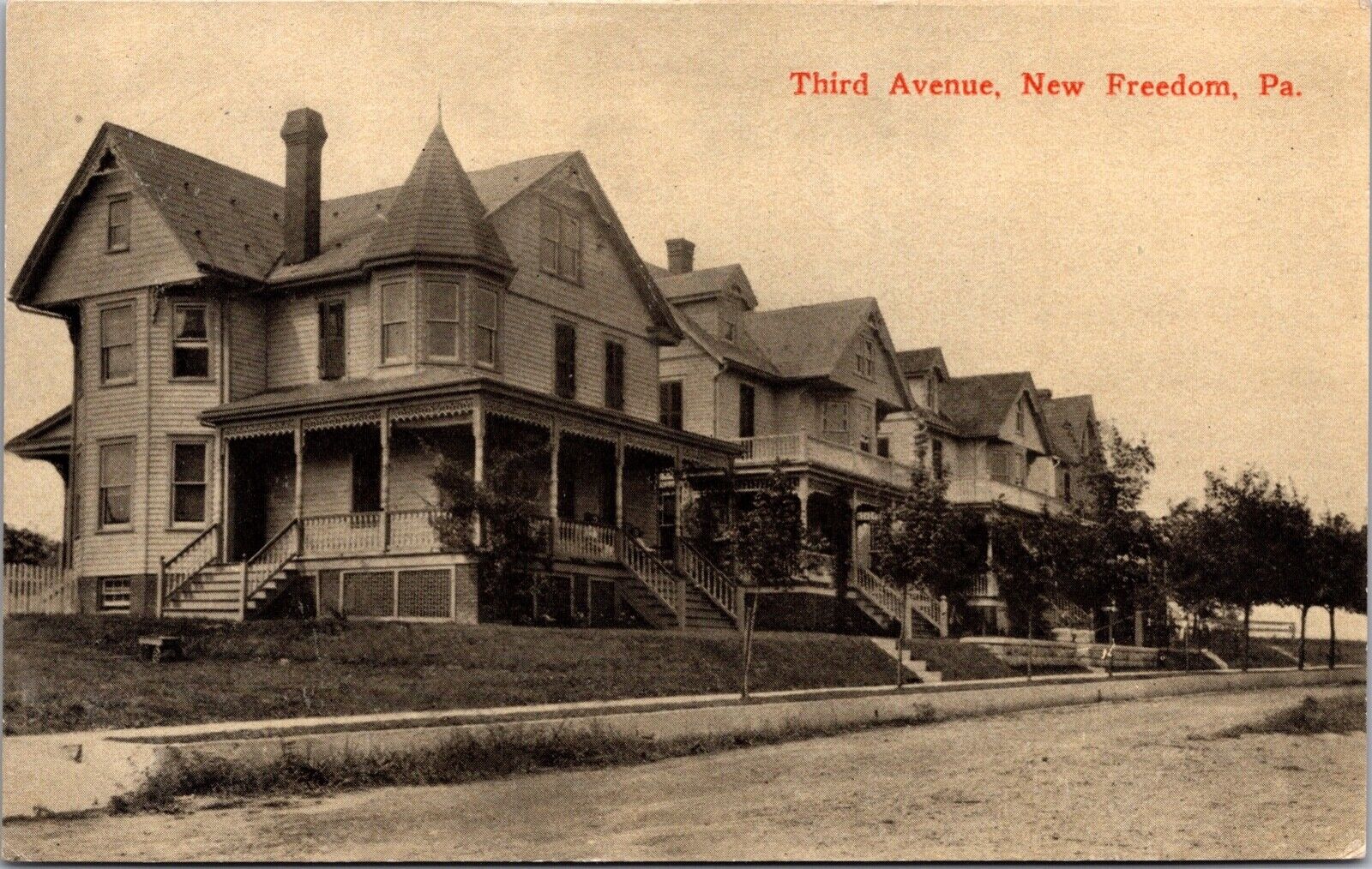 Postcard Third Avenue in New Freedom, Pennsylvania~3762