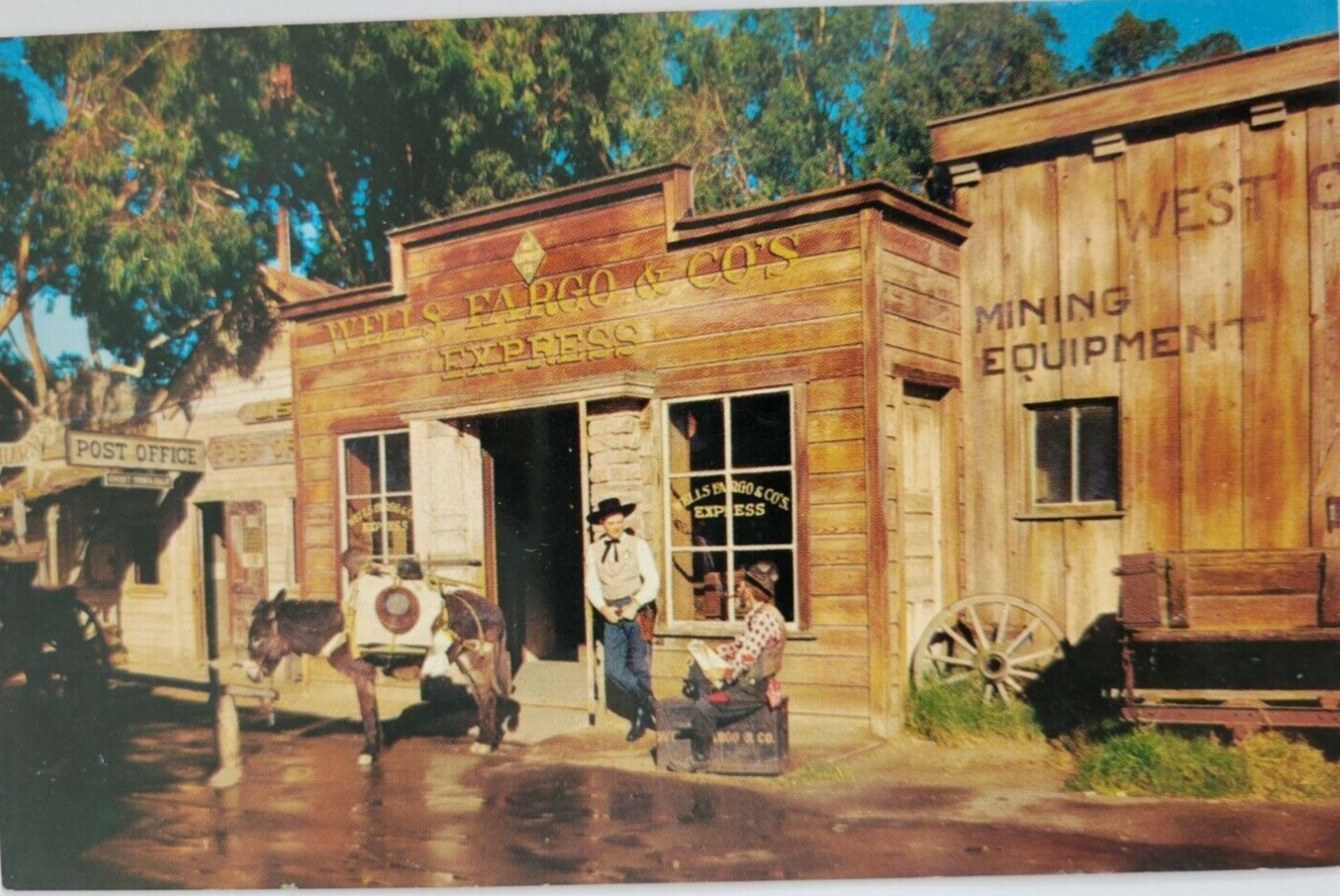 Knotts Berry Farm Ghost Town California Wells Fargo Postcard Unposted