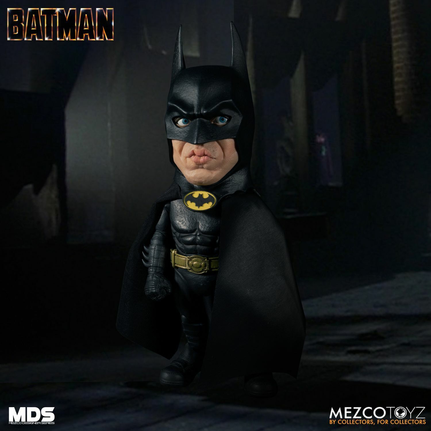 Mezco DC Comics Designer Series Batman 1989 Deluxe Figure - Michael Keaton