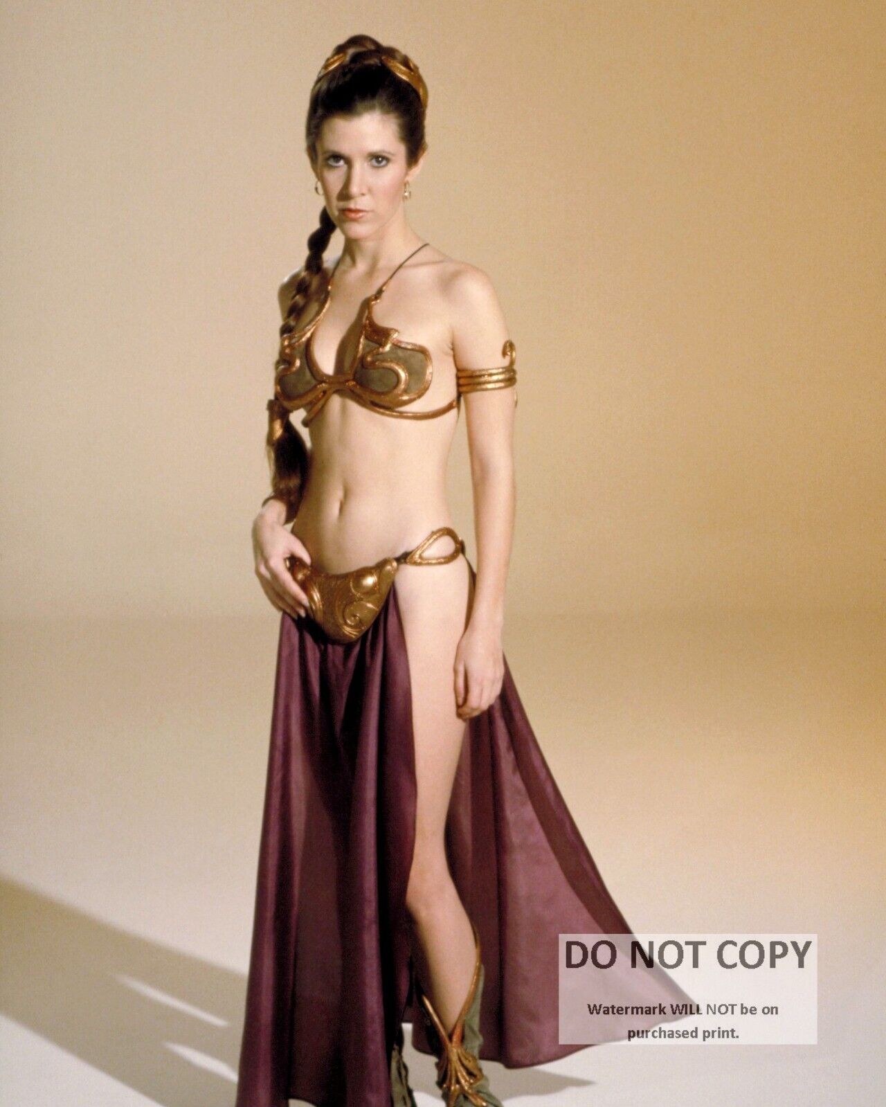 ACTRESS CARRIE FISHER PIN UP - 8X10 PUBLICITY PHOTO (MW164)