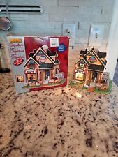 Lemax Christmas Village Claws & Paws Pet Hotel Lighted Building Retired 2012  picture