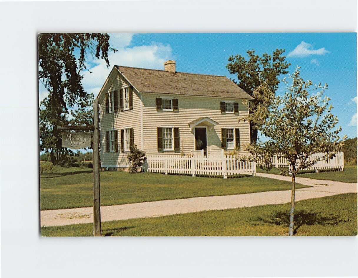Postcard Halpin Cottage 1850's Cedarburg Wisconsin USA