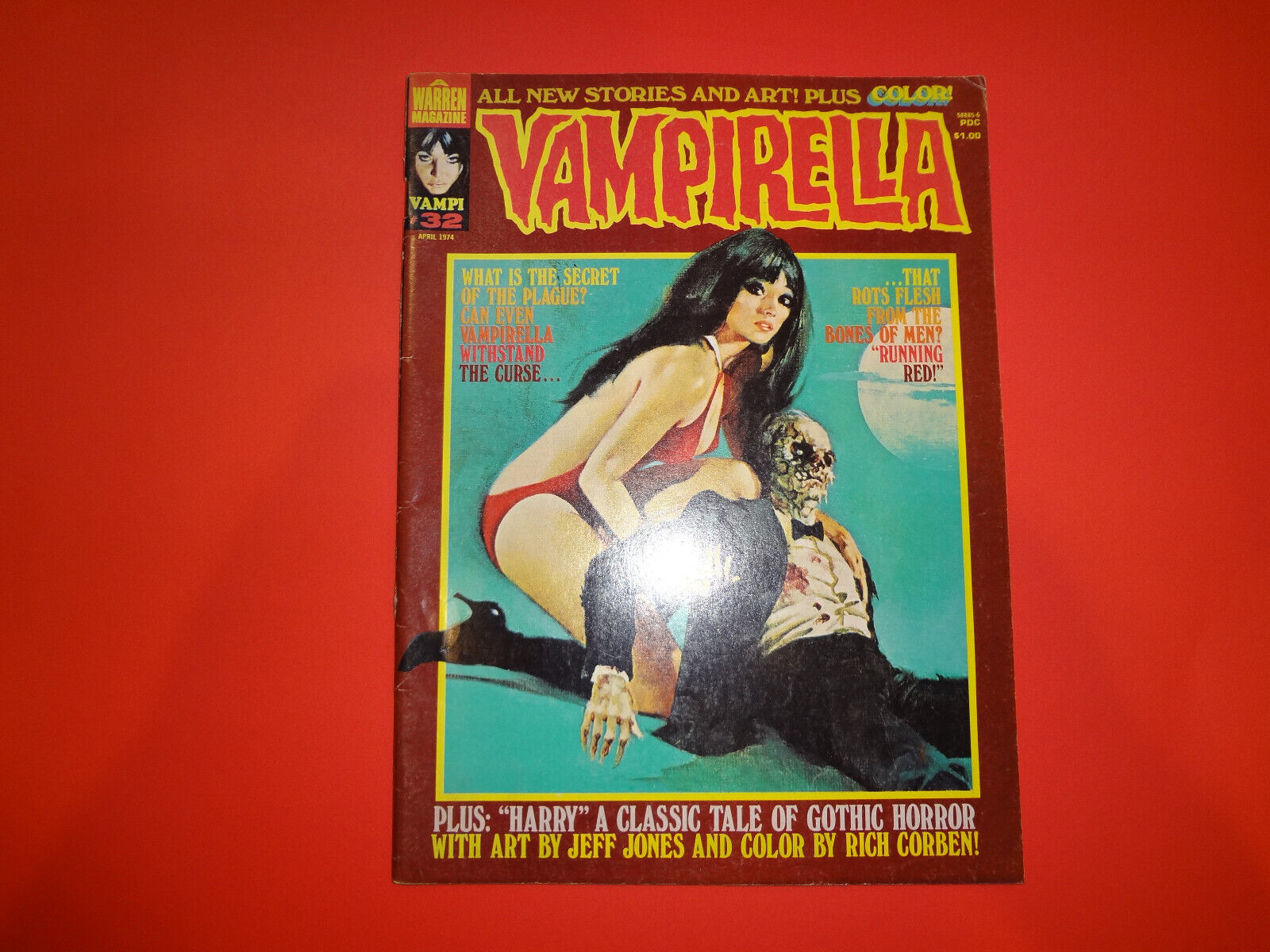 VAMPIRELLA Warren Publishing Bronze Age Horror #32 VF-