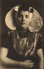 Zeeland Holland Netherlands ethnic fashion dress lace hat pretty woman c1910 picture