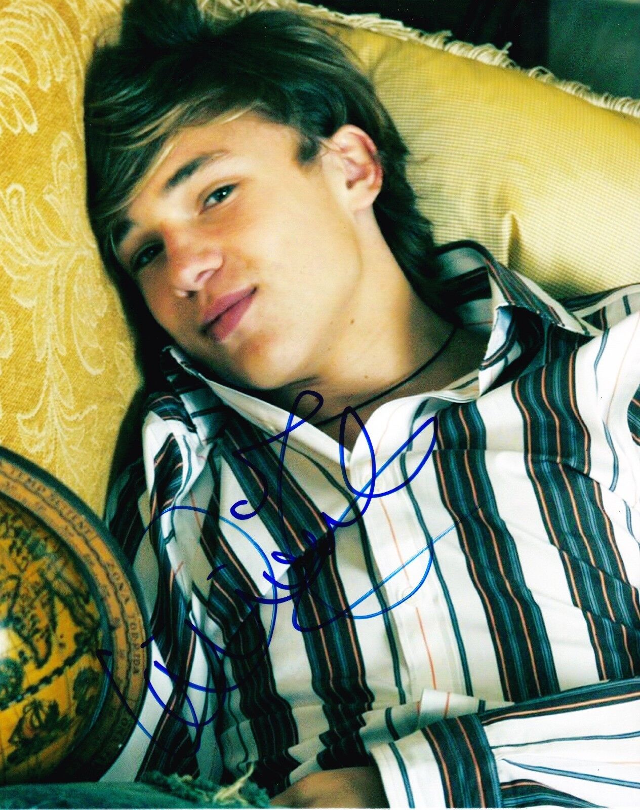 WILLIAM MOSELEY SIGNED 8X10 PHOTO AUTHENTIC AUTOGRAPH CHRONICLES OF NARINA COA