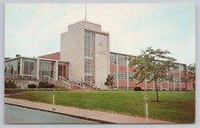 Middletown Municipal Building Middletown Connecticut Postcard picture