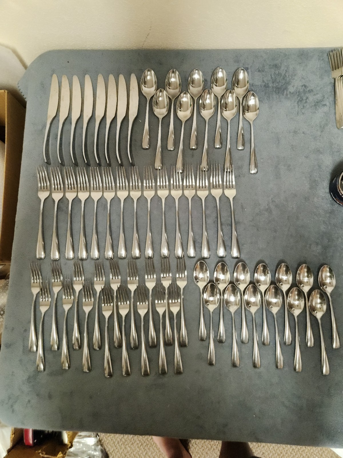 Cambridge Silver Sophia Modern Lot Of 64 Forks Spoons Knives Serving Set Cambridge Silver Sophia Modern Lot Of 64 Forks Spoons Knives Serving Set