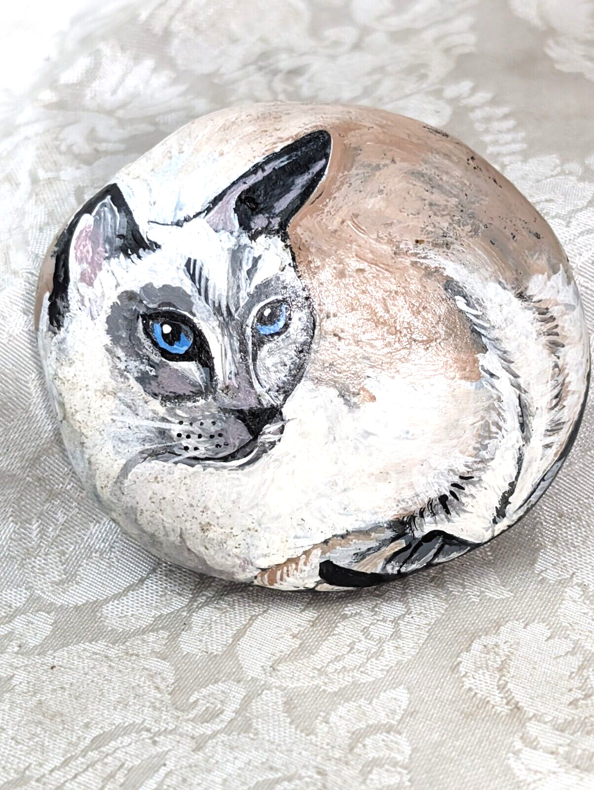 Art Hand-Painted Siamese Cat on River Rock Signed Gratian