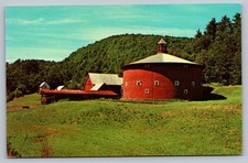 The Round Barn Moore Farm East Barnet Vermont VT c1960 Vintage Postcard picture