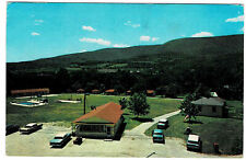Country Glen Motel, Pownal, VT -- Vintage Chrome Postcard picture