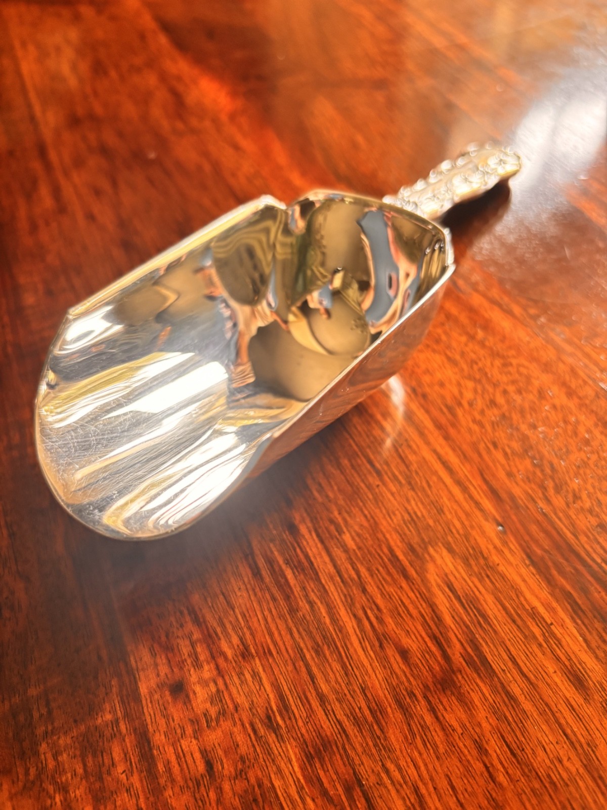 Gorham antique silver ice scoop strasbourg pattern made 1897 no scuffs no mono Gorham antique silver ice scoop strasbourg pattern made 1897 no scuffs no mono