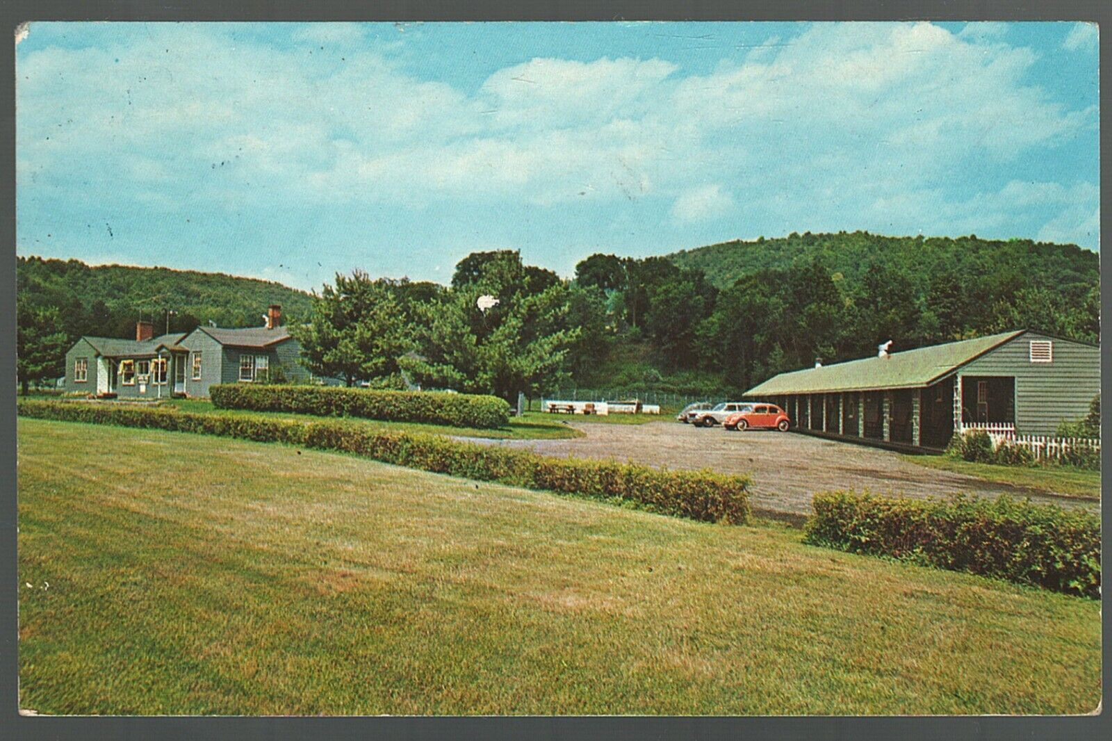 Vail\'s Motel Chrome Postcard Chester Windsor County Vermont