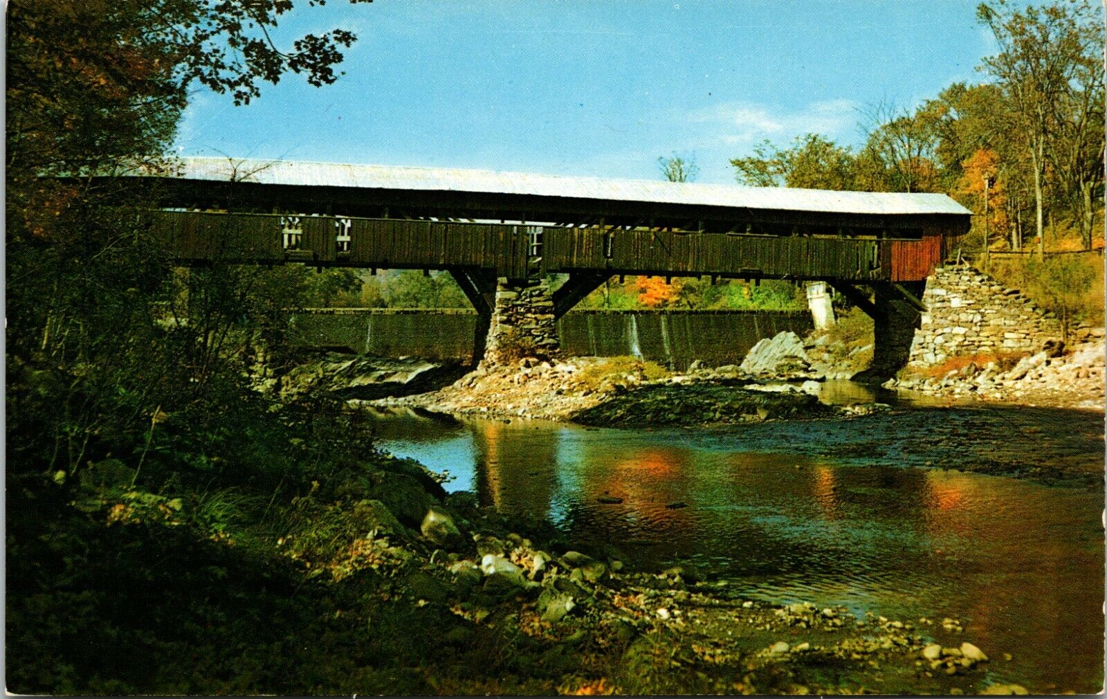 Taftsville Covered Bridge Over The Ottauquechee River Vermont Vintage Postcard