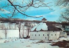 Postcard Old Round Barn, Waitsfield, Vermont picture