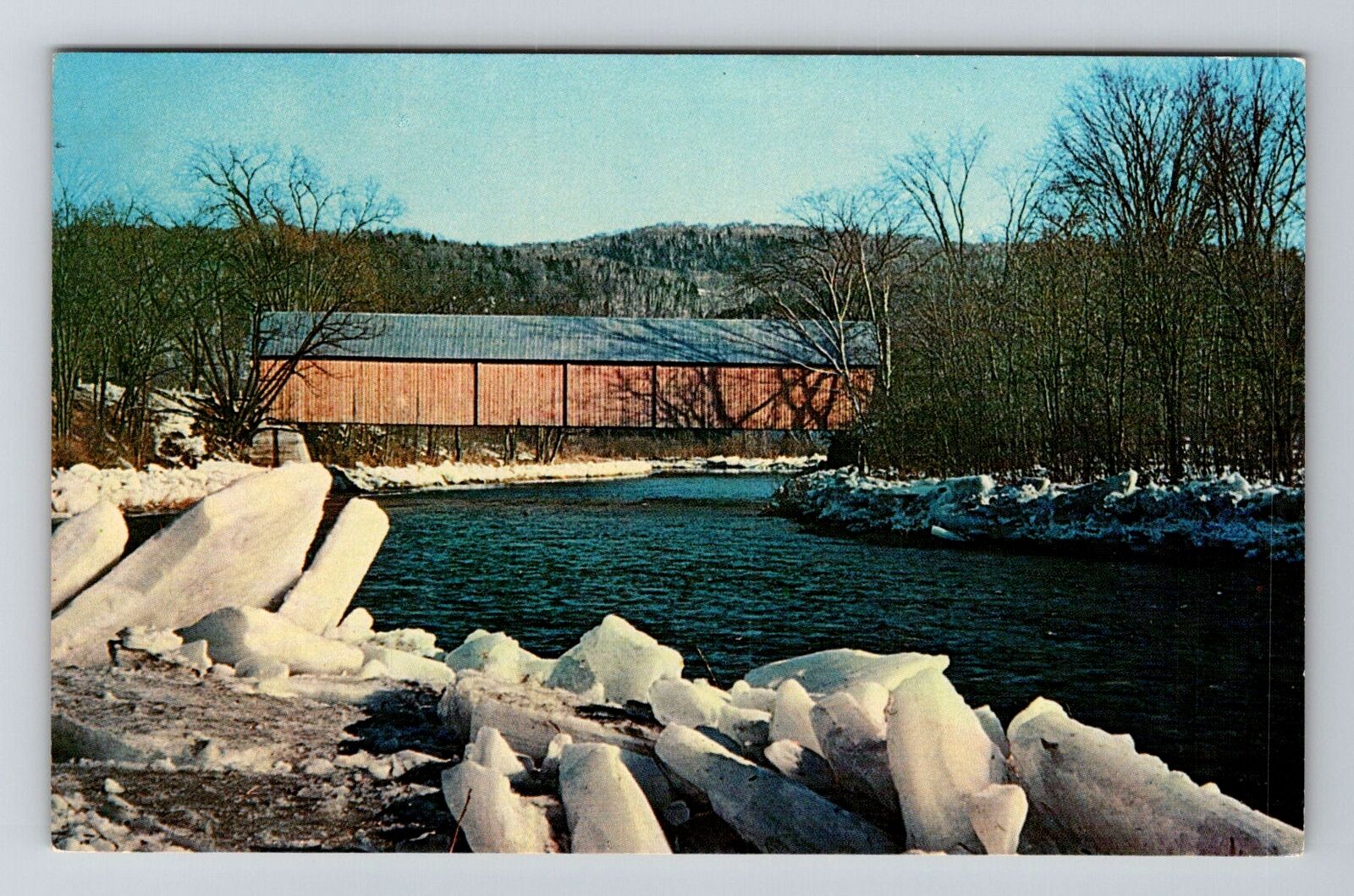 Taftsville VT-Vermont, Covered Bridge, Ottauquechee River, Vintage Postcard