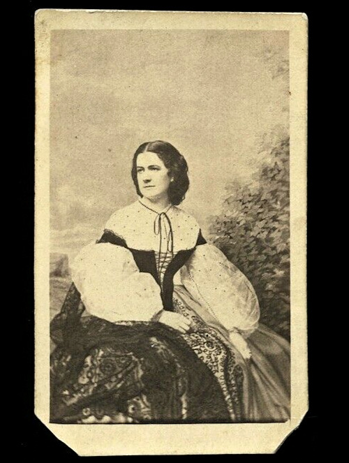 HETTY CARY FIRST CONFEDERATE  BATTLEFLAG VERY RARE CDV PHOTO 1860s