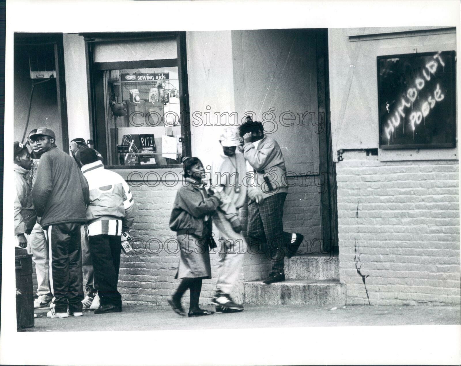 1989 Press Photo African American Youth on Sidewalk 1980s Roxbury MA