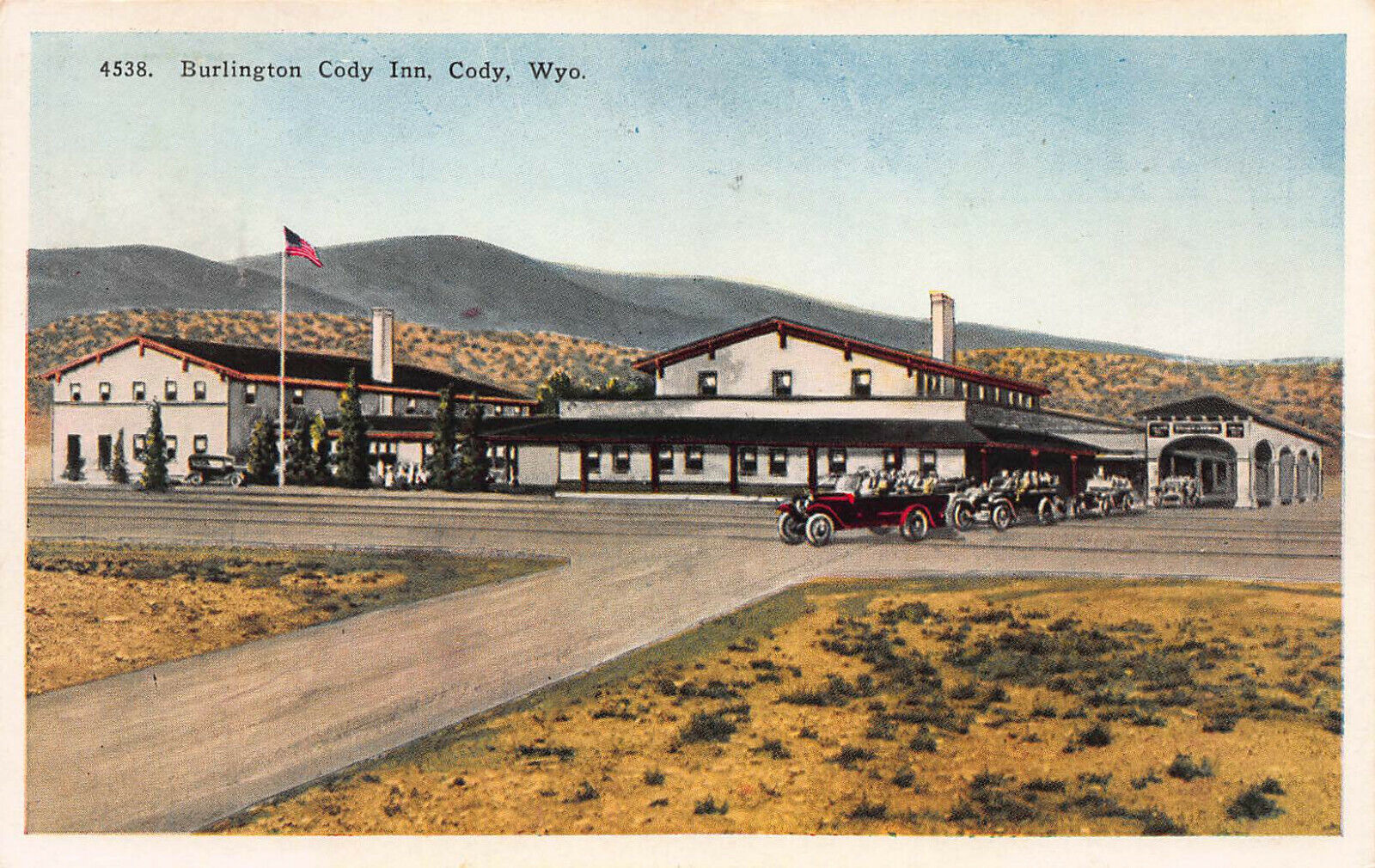 Burlington Cody Inn, Cody, Wyoming, early postcard, unused