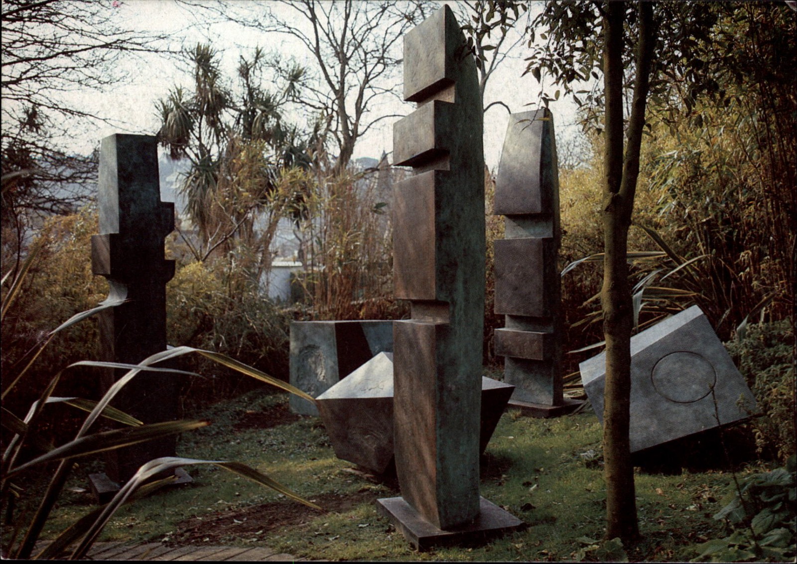 Dame Barbara Hepworth Sculpture Garden St Ives Cornwall vintage postcard t350