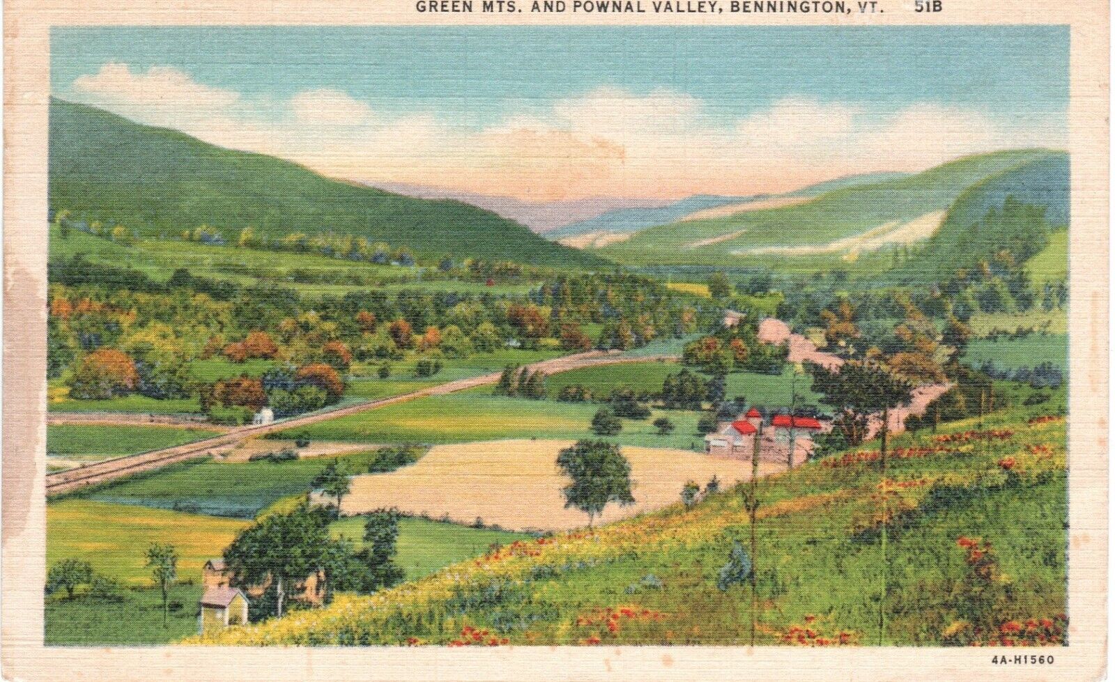 Pownal Valley Green Mountains Bennington VT Linen Postcard Not Posted-48b