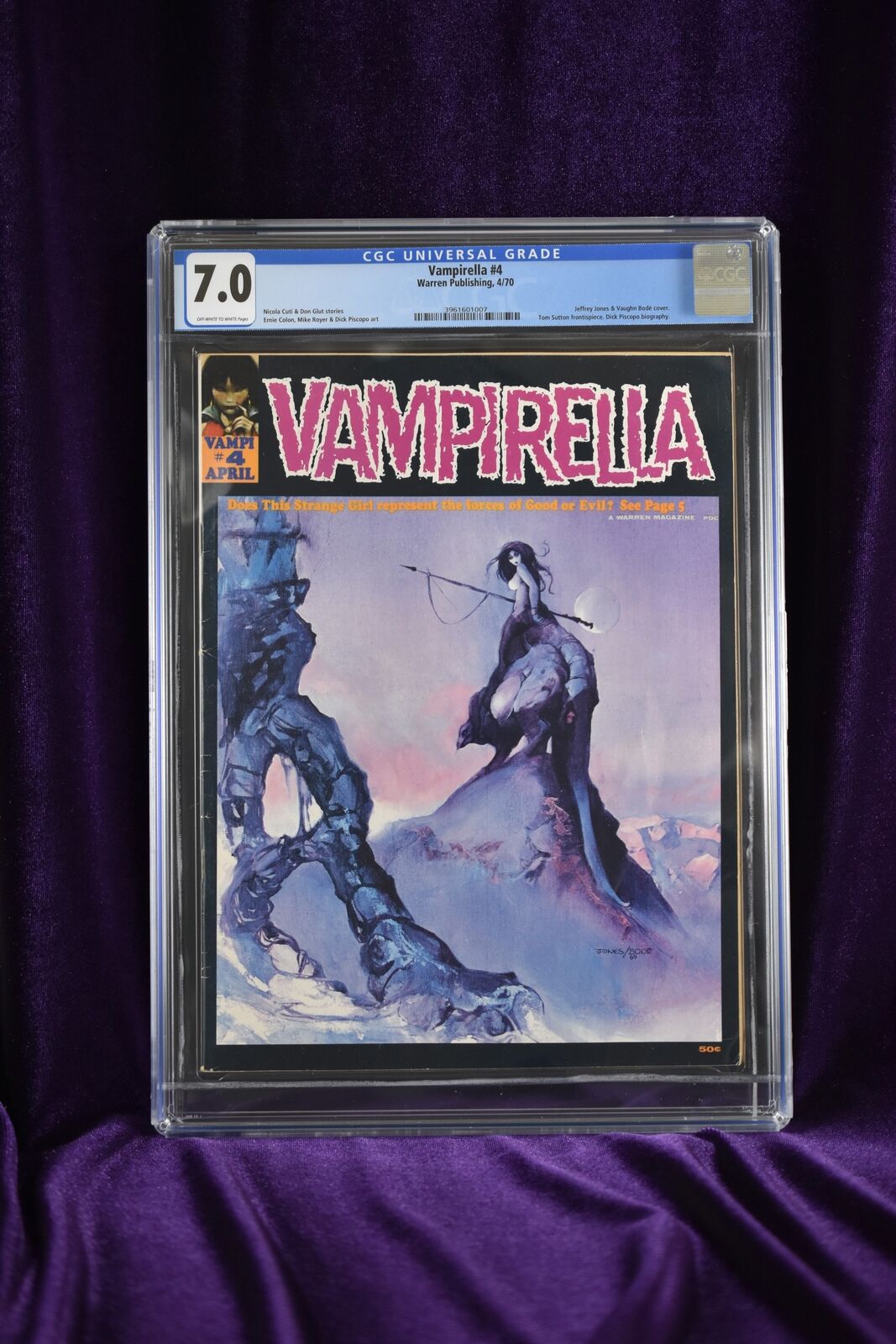 Vampirella CGC 7.0 #4 Warren Publishing 4/70