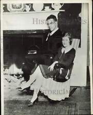 1929 Press Photo Ex-cadet Paul and Mrs. Capron, Jr. in West Newbury, MA. picture