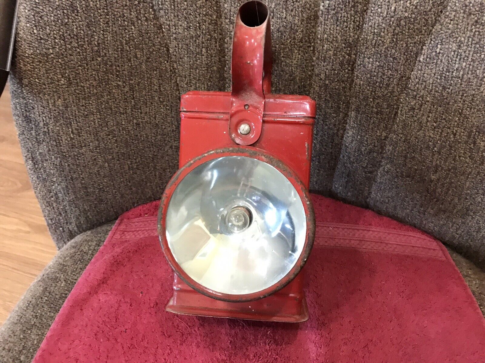 Vintage Steel BURGESS CO. TWIN-SIX Battery Lantern.