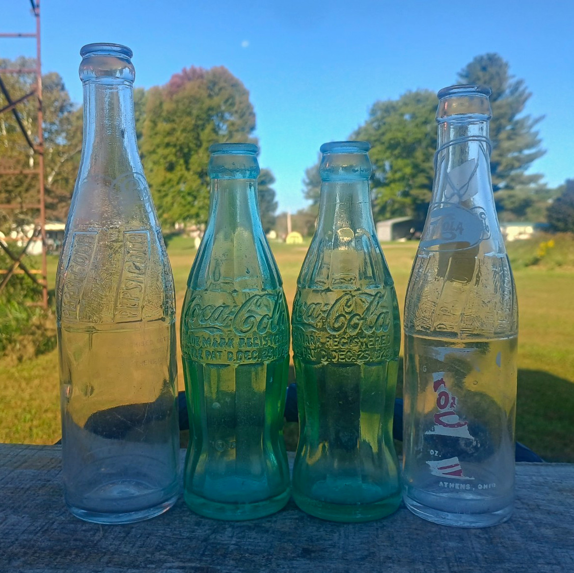 Lot of 2 different coca cola Coke & 2 Pepsi Athens Ohio bottles Lot of 2 different coca cola Coke & 2 Pepsi Athens Ohio bottles